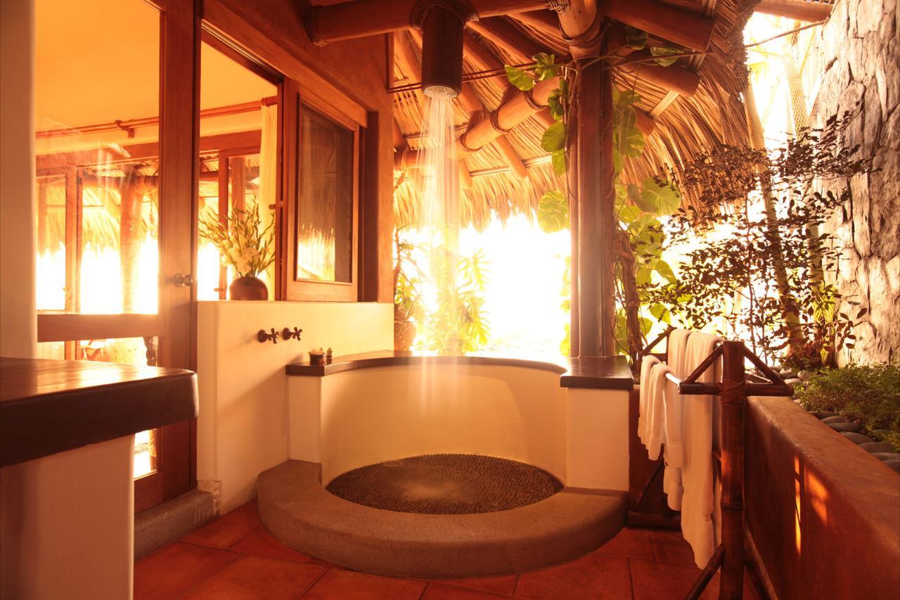 Amuleto Hotel Ixtapa  Exterior foto